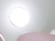 真实长的非常像的亲姐勾引弟弟乱伦 骚姐姐到弟弟房间自慰 掏出JB舔逼磨蹭