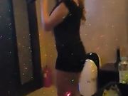 周末去包房唱K嗨完歌直接和小姐去啪啪